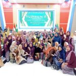 Perkuat Kualifikasi Pendidik PAUD, Kolaborasi PG-PAUD UMSIDA dan HIMPAUDI Antarkan 171 Mahasiswa Lulus Yudisium